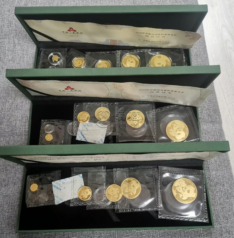 熊貓金幣回收報價   熊貓金幣套裝最新市場行情