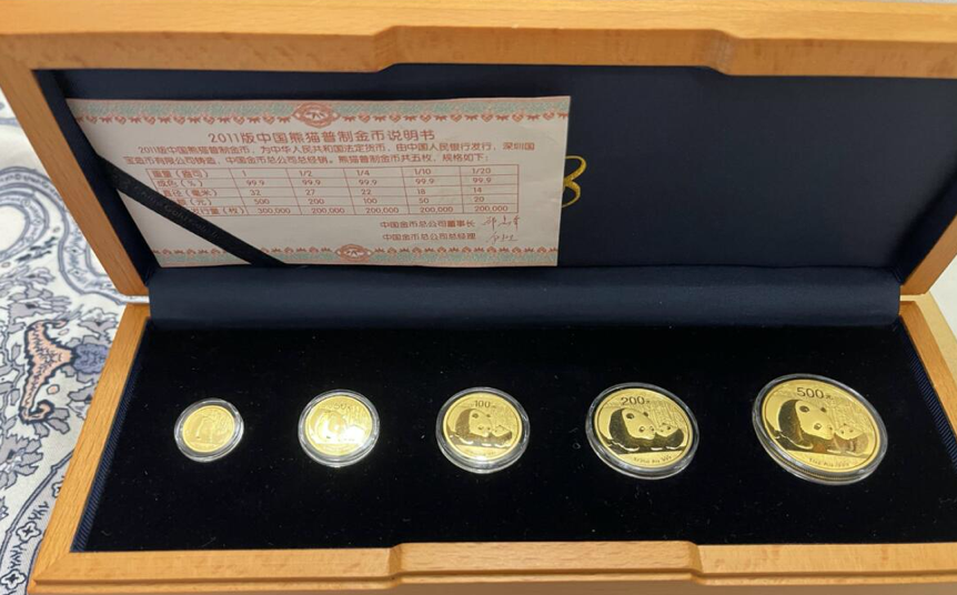2011年熊猫金币回收价格   2011年熊猫金币套装回收价值