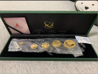 熊猫金币回收价格  上门回收熊猫金币