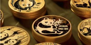 回收旧金银币电话 熊猫金币回收机构电话