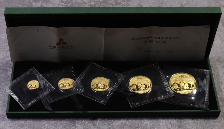 2013熊猫金币回收价格表   2013年熊猫金币套装值多少钱