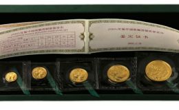 2005年熊猫金币一套价格   2005年熊猫金银五枚套装回收价格