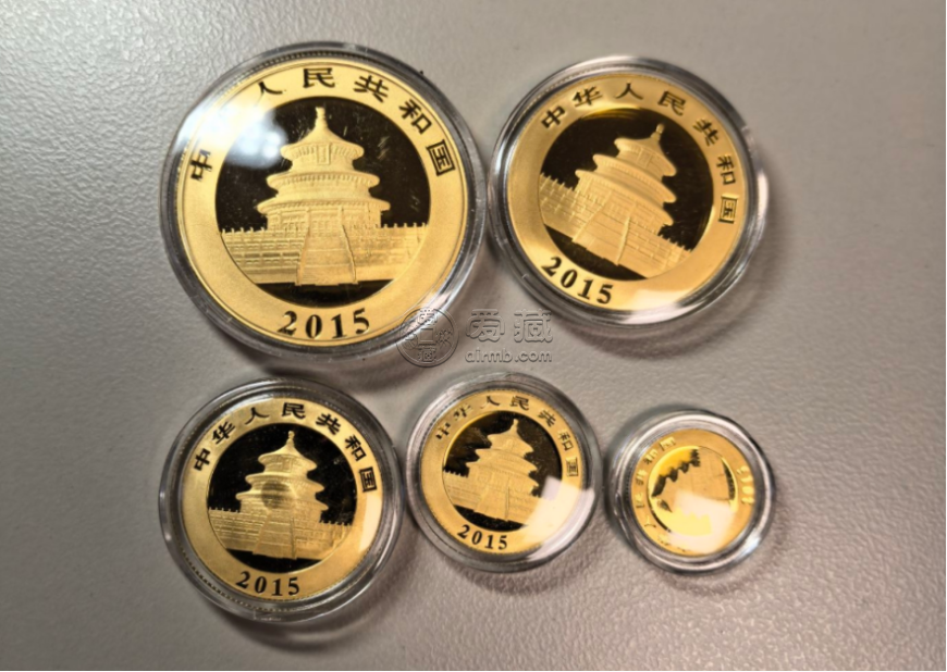 2015年熊猫金币价格   2015年熊猫金币五枚套装市场价格