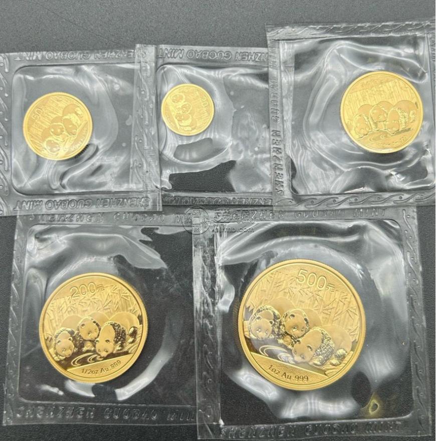 2013年版熊猫金币市场价   2013熊猫金币一套值多少钱