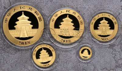 2018年熊猫金币回收价目表   2018年熊猫金币套装值多少钱