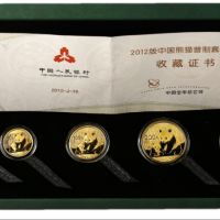 2012熊猫金币套装市场价  2012年一套五枚熊猫金币多少钱