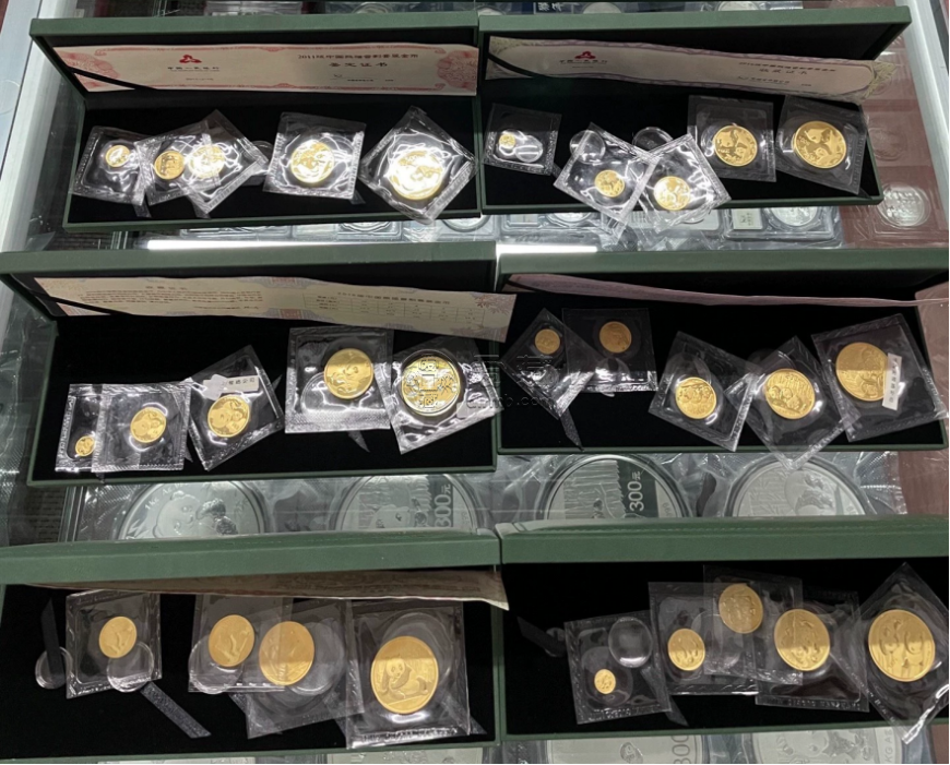 歷年熊貓金幣升值表   熊貓金幣值多少錢