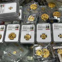 回购熊猫金币  熊猫金币值得收藏吗
