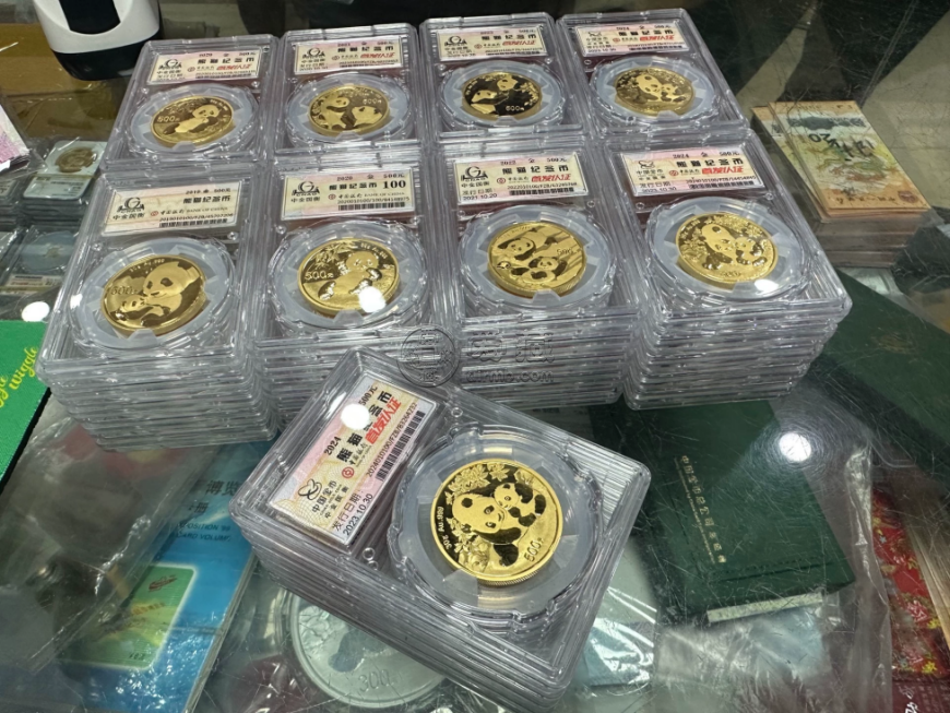 回购熊猫金币  熊猫金币值得收藏吗