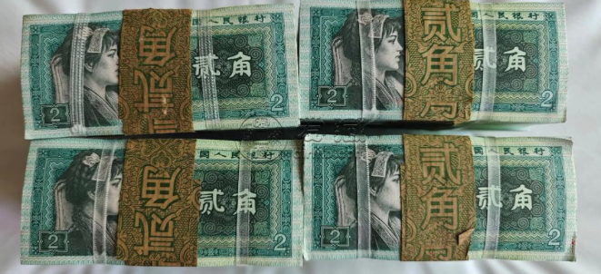 2002年熊猫金币回收价格及收藏价值