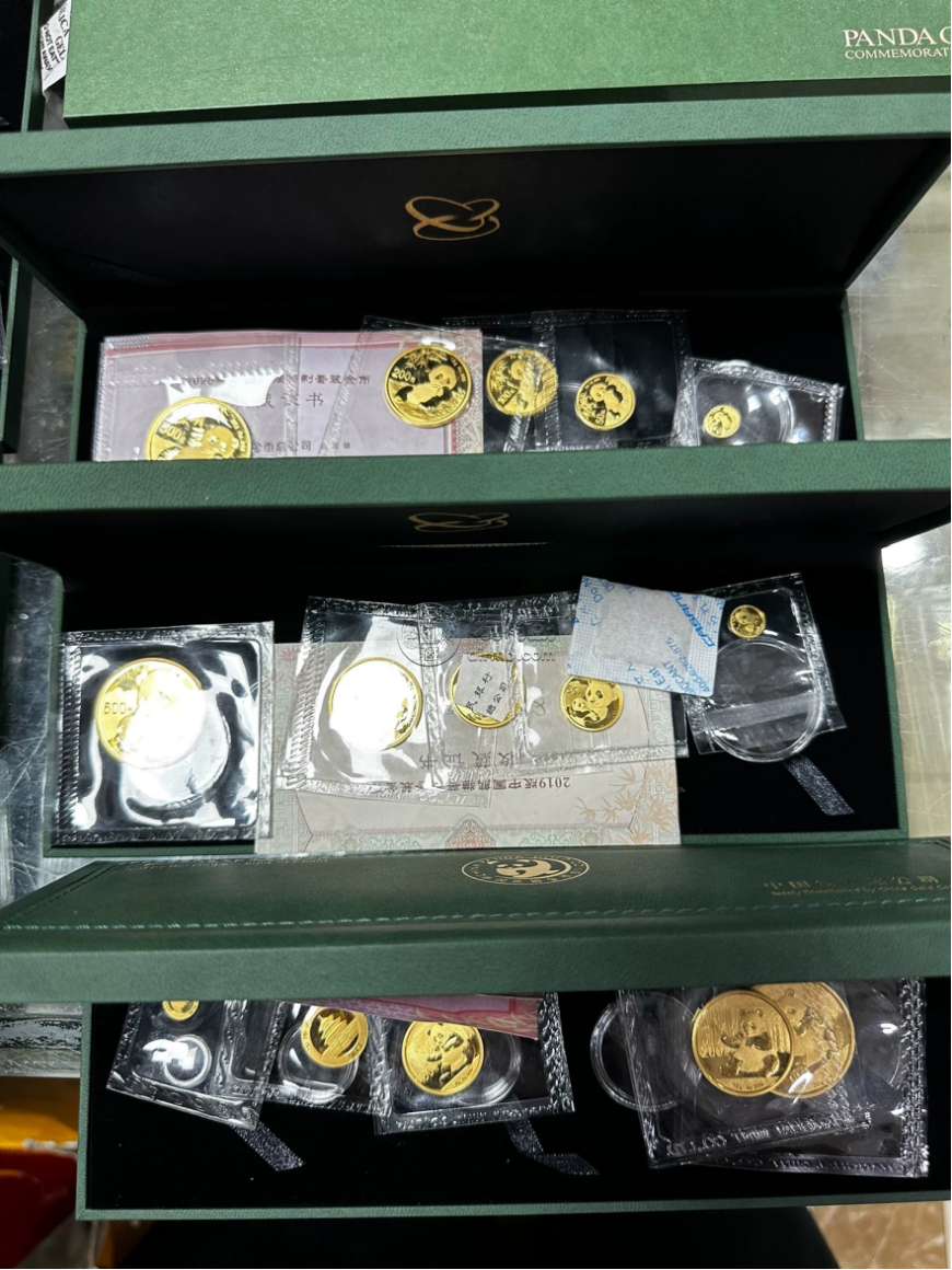 回收国宝熊猫金币  熊猫金币为什么值钱