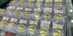熊猫金币市场回收价格表  2025熊猫金币回收价