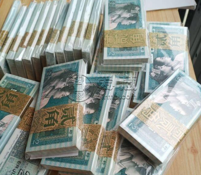 2013年黄山公斤银币价格 黄山1公斤银币最新市场价值