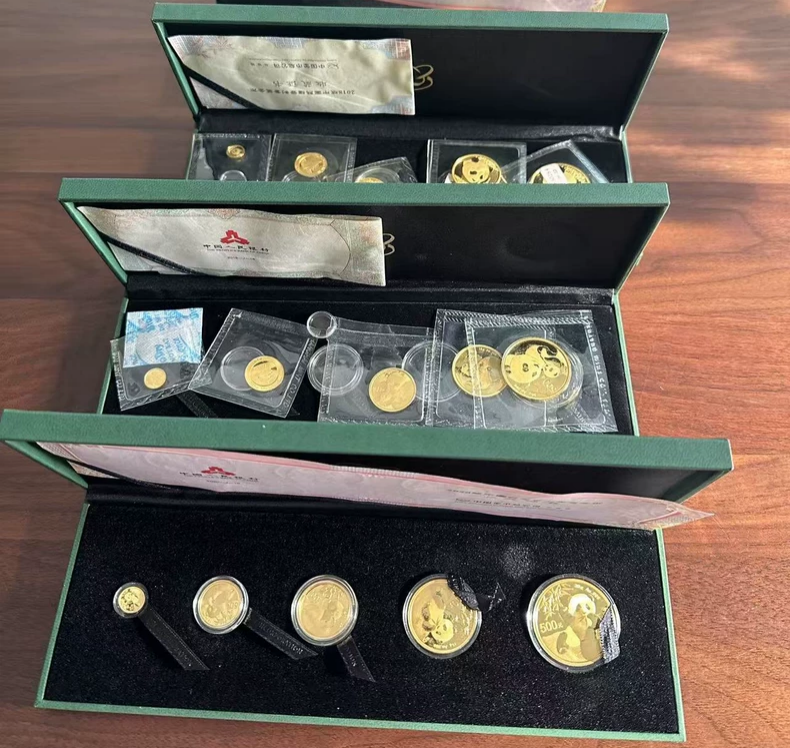 熊猫金币全套回收价格表   回收熊猫金币