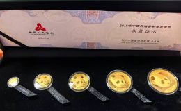 2018年熊貓金幣回收    2018年熊貓金幣套裝市場價格
