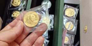 熊猫金币回购  2025熊猫金币回收联系方式