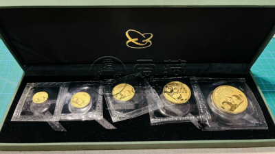 2013年熊猫金币现值多少钱    2013年熊猫金币五枚套装收藏价值