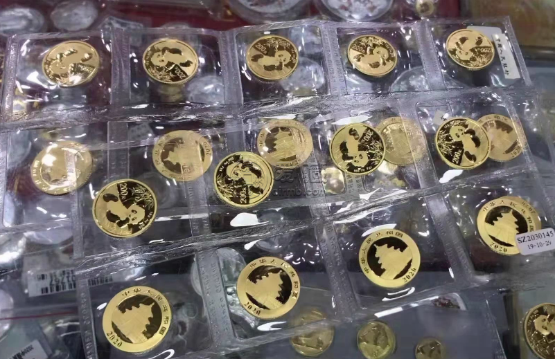 熊猫金币回收电话   熊猫金币现值价格