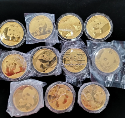 2015年熊猫金币回收价格及联系方式 2015年熊猫金币回收价格及联系方式