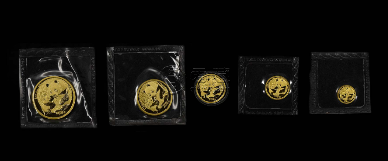 2005年熊猫金币价格   2005年熊猫金币五枚套装价值