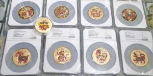 1989蛇年生肖金币回收电话  1989年生肖蛇年金币值多少钱