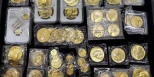 1999兔年生肖金银币回收电话 99兔年生肖金银币回收服务