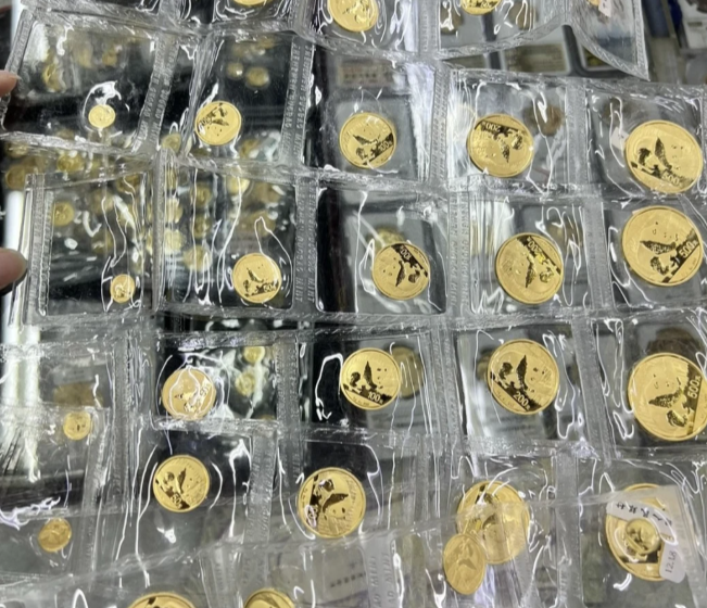 乌兰察布回收金银币最新价格 乌兰察布金银币回收电话