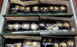 卢工钱币市场回收金币电话 金币市场价格