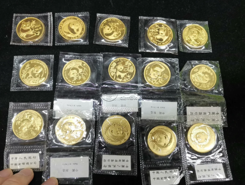 伊犁金银币回收价格 伊犁金银币回收电话