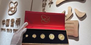 三沙回收金银币回收电话 三沙金银币回收价格