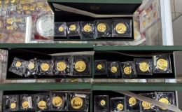 1993年熊猫金币回收电话  1993年熊猫金币价格