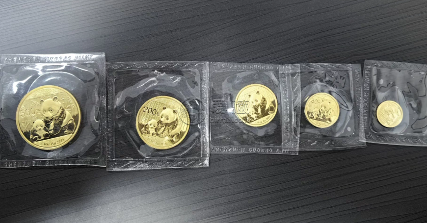 1999年熊猫金币回收电话  1999年熊猫金币价格