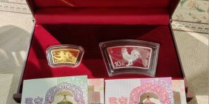 2017鸡年生肖金银币回收电话 2017鸡年生肖金银币回收渠道