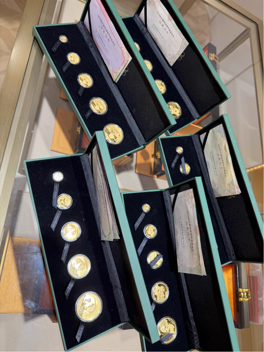 2016熊猫金币回收价目表  熊猫回收渠道