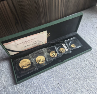 2015年熊猫金币回收价目表 熊猫金币变现渠道