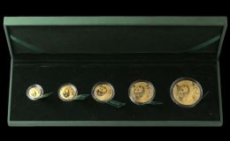 2002年熊猫金币回收价目表  2002年熊猫金币套装值多少钱