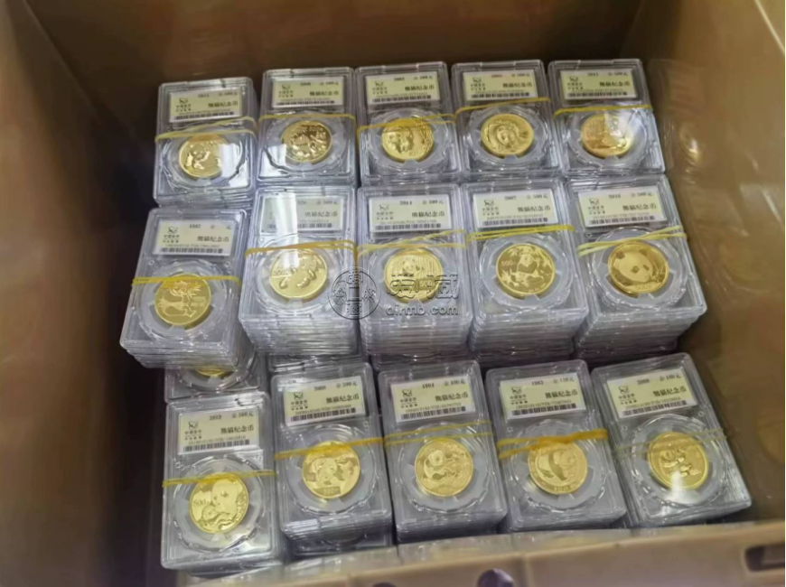 2000年熊猫金币回收价目表  2000年熊猫金币市场价格