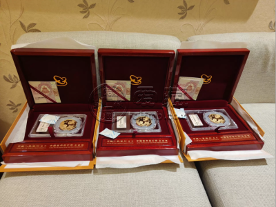 阳江回收熊猫金币  阳江熊猫金币回收电话