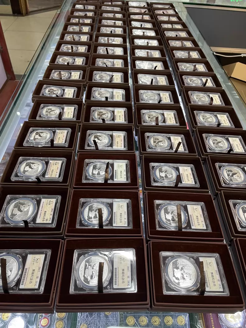 熊猫银币变现太难了 熊猫金银币回收渠道及电话