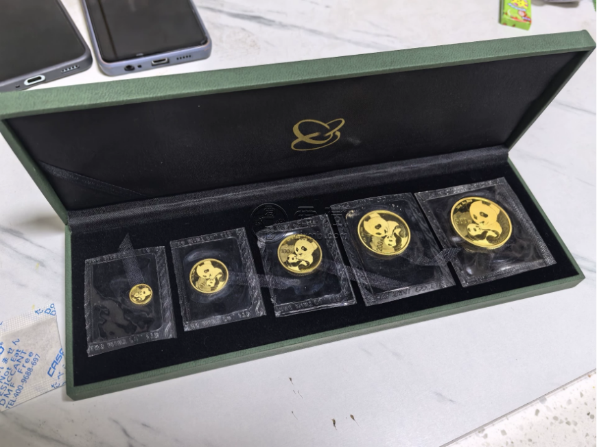 云南回收熊猫金币 云南熊猫金币全省上门高价变现