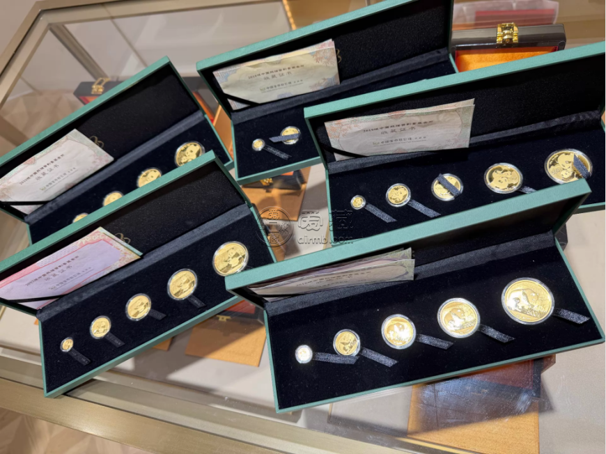 新疆回收熊猫金币  新疆本地上门回收熊猫金币