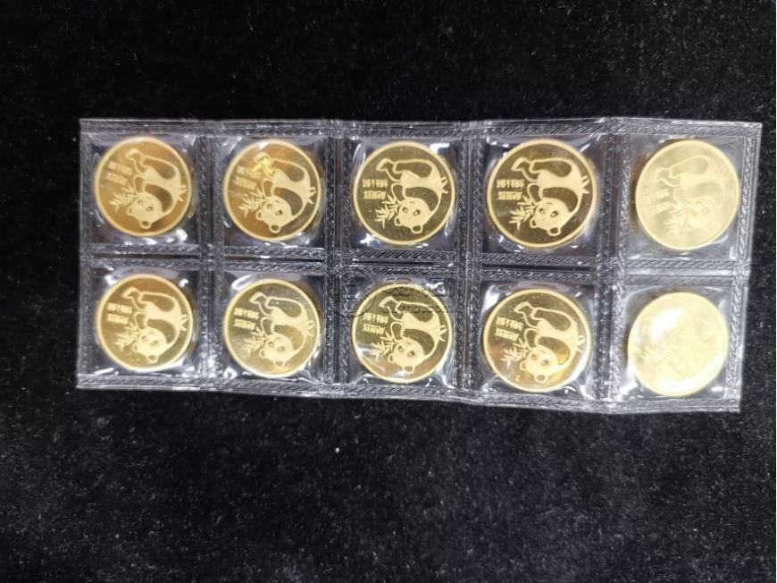 熊猫金币一套5枚回收价目表  回收熊猫金币渠道高价变现