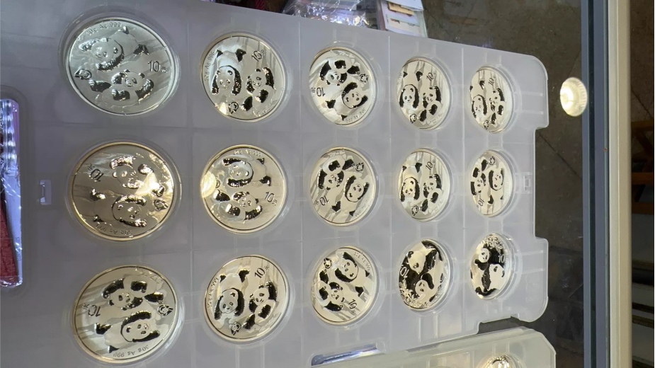 2022年熊猫银币回收公司 2022年熊猫金银币回收渠道及电话