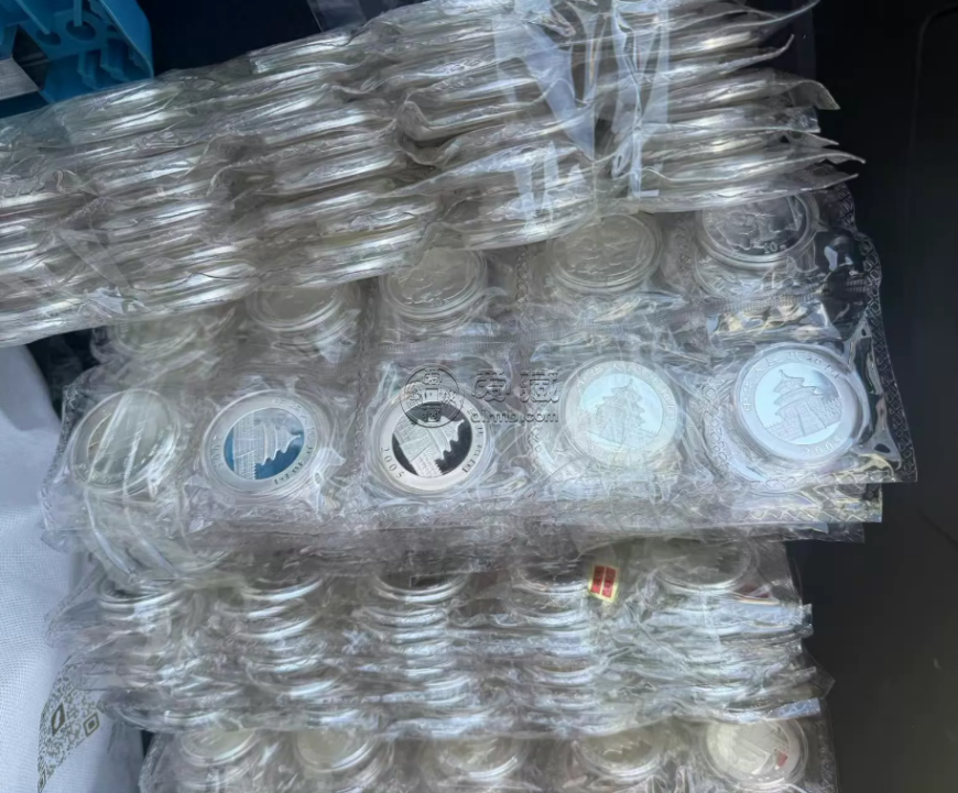 2005年熊猫银币回收公司 熊猫金银币回收渠道