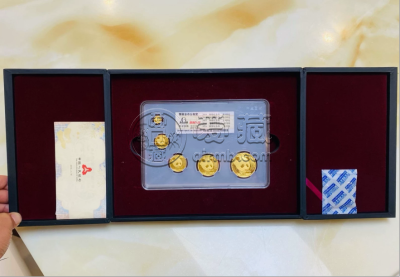 2018年熊猫金币回收价格 哪里回收2018年熊猫金银币 2018年熊猫金币回收价格 哪里回收2018年熊猫金银币