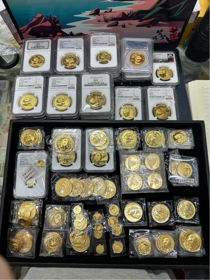 2017年熊猫金币值多少钱  熊猫金币两大正规回收渠道与价格