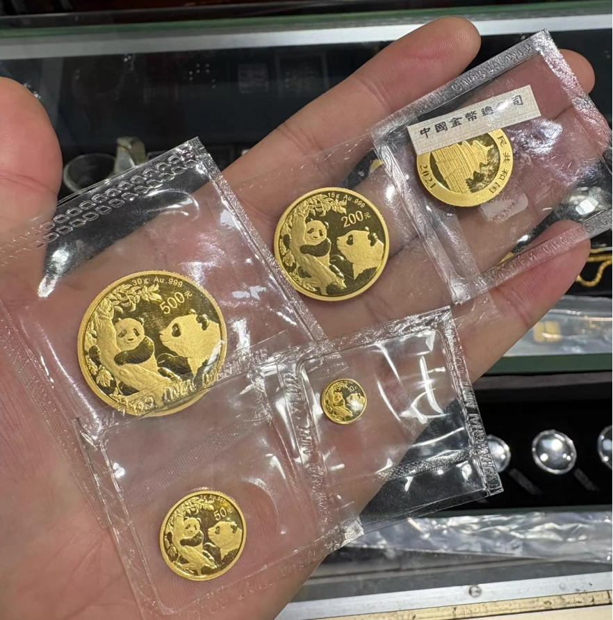 2021年熊猫金币值多少钱   熊猫金币正规回收渠道报价