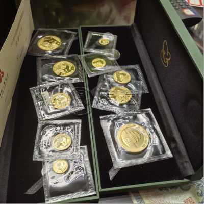 2023年熊猫金币值多少钱 熊猫金币正规回收渠道与实时行情