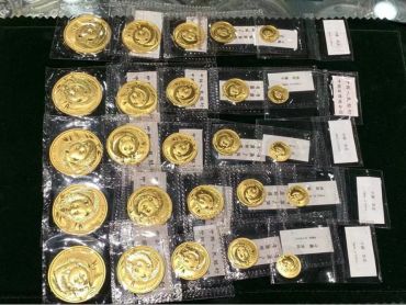回收金银币电话-专业渠道上门回收行业高价
