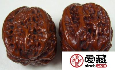 核桃成新奇收藏品